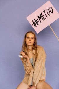 woman sitting under metoo